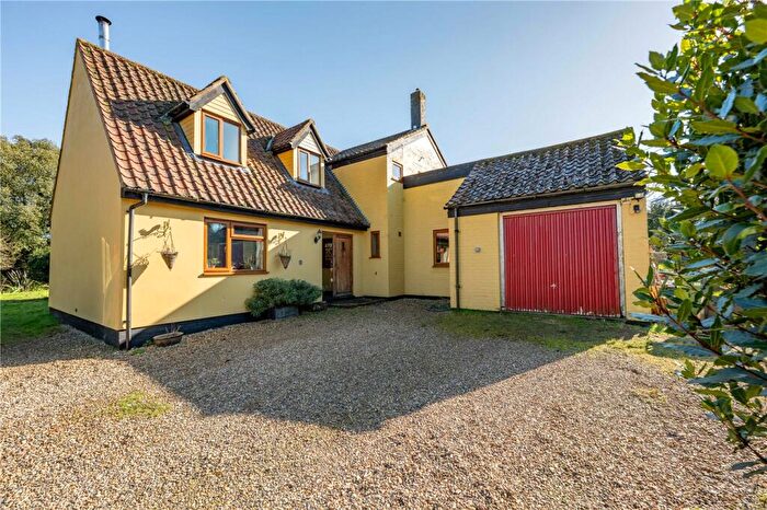 5 Bedroom Detached House For Sale In Norwich Road, Tacolneston, Norwich, Norfolk, NR16