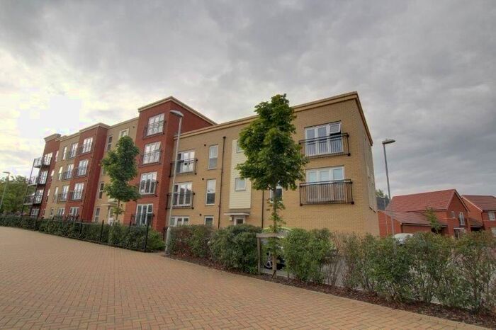 1 Bedroom Flat To Rent In Broadhurst Place, Basildon SS14
