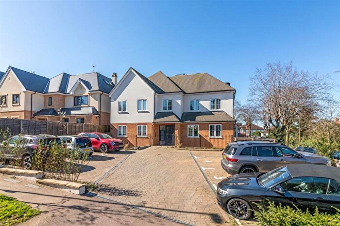 2 Bedroom Apartment For Sale In Selcroft Road, Purley, CR8