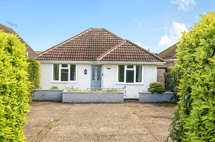 3 Bedroom Bungalow For Sale In Upper Northam Road, Hedge End, Southampton, Hampshire, SO30