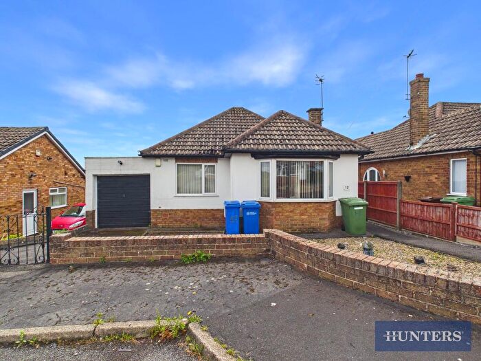 2 Bedroom Detached Bungalow For Sale In Leighton Close, Scarborough, YO12