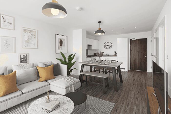 1 Bedroom Flat For Sale In Plot . - Bed Apartment, Cavalier Court, Gillingham, ME4