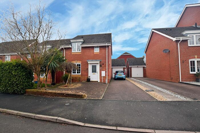 3 Bedroom Detached House For Sale In Holbourn Crescent, Priorslee, Telford, Fd., TF2