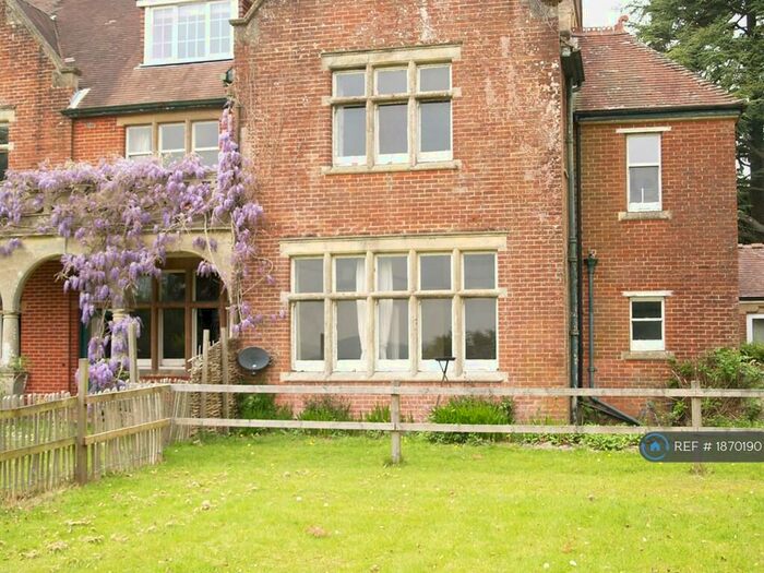1 Bedroom Flat To Rent In Bushy Hill, Steep, Petersfield, GU32