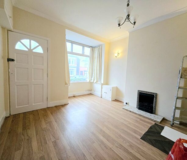 2 Bedroom Terraced House To Rent In Marlborough Road, Smethwick, West Midlands, B66