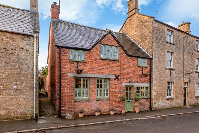 3 Bedroom House For Sale In Main Street, Bledington, Chipping Norton, OX7