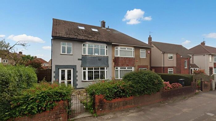 6 Bedroom House To Rent In Gloucester Road, Patchway, Bristol, BS34