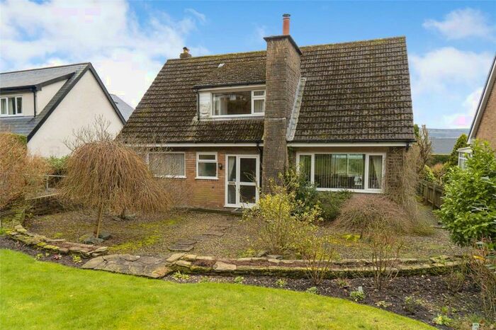 4 Bedroom Detached House For Sale In Whins Lane, Simonstone, Burnley, Lancashire, BB12