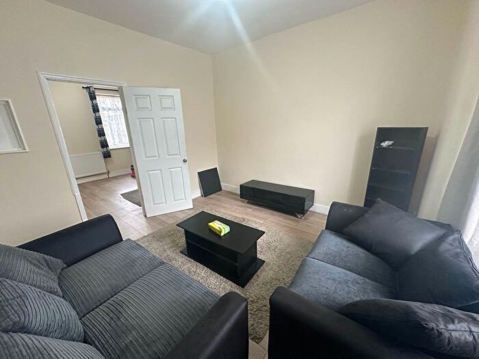 3 Bedroom Terraced House To Rent In Wigston Road, London, E13