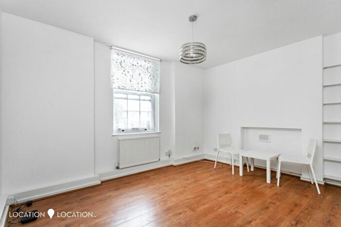 1 Bedroom Flat To Rent In Stamford Hill, Collett House Guinness Trust Stamford Hill, N16