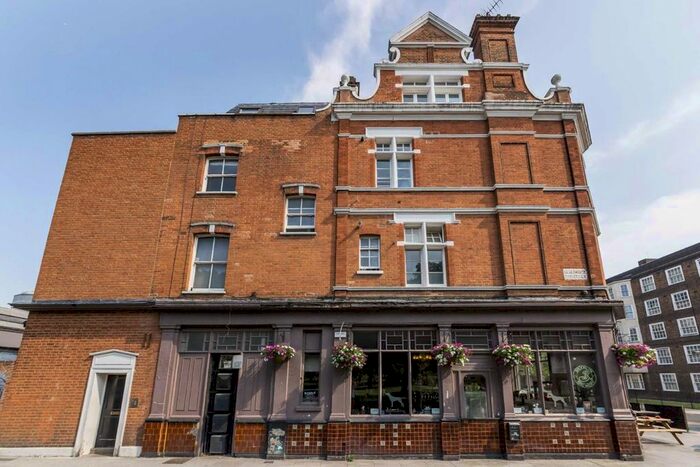 2 Bedroom Flat To Rent In Vauxhall Walk, London, SE11