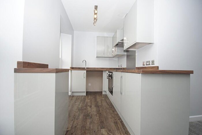 1 Bedroom Apartment For Sale In Flat At High St West, Glossop, **Modern!**, SK13