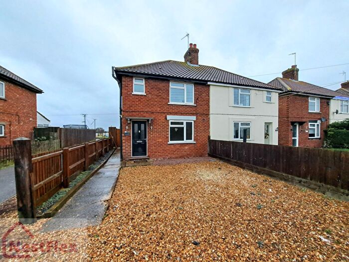 3 Bedroom Semi Detached House For Sale In Gedney, Spalding, Lincolnshire, PE12