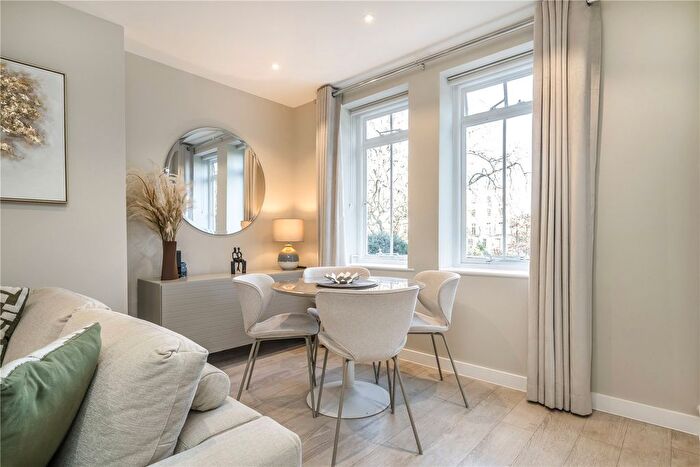 1 Bedroom Flat To Rent In Norland Square Mansions, Norland Square, London, W11