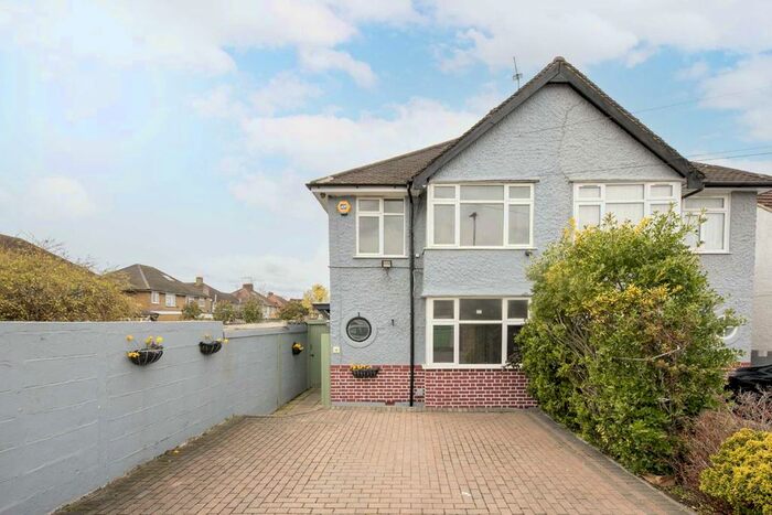 3 Bedroom Semi-Detached House To Rent In East Road, Bedfont, Feltham, TW14