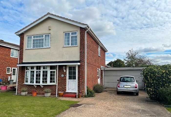 4 Bedroom Detached House For Sale In The Glebe, Lavendon, Olney, MK46