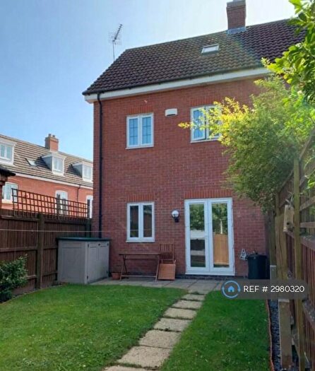 3 Bedroom End Of Terrace House To Rent In Crediton Close, Coventry, CV3