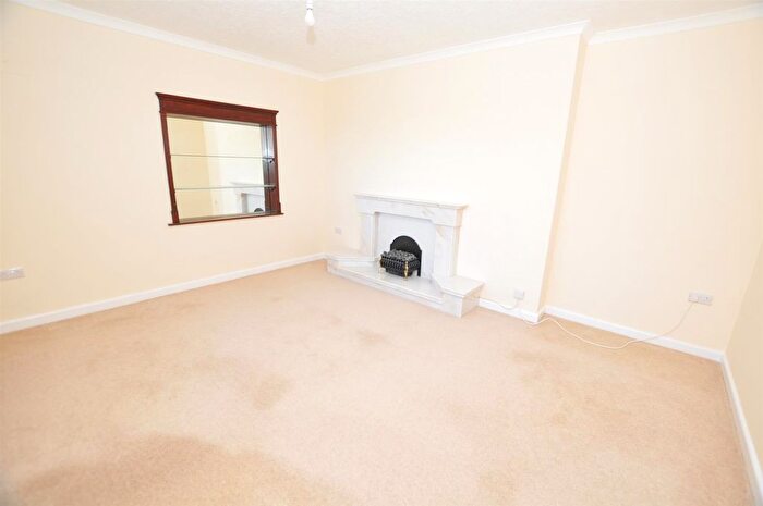 3 Bedroom Detached Bungalow For Sale In Heol Blaengwastod, Llangunnor, Carmarthen, SA31