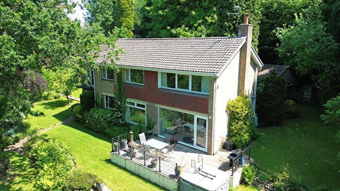 4 Bedroom Detached House For Sale In Almondsbury, Nr Bristol, BS32