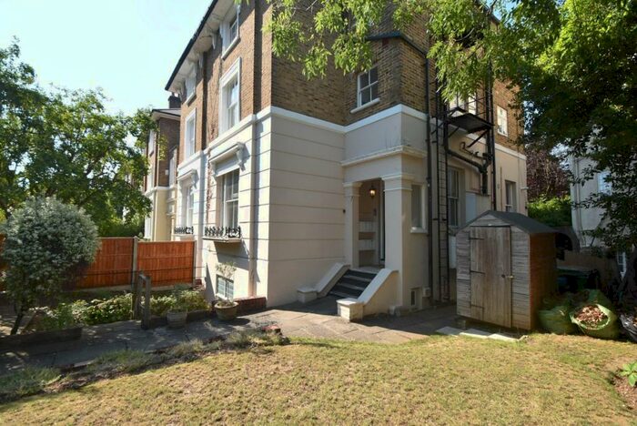 1 Bedroom Apartment To Rent In Claremont Road, Windsor, Berkshire, SL4