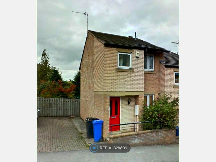 2 Bedroom Semi-Detached House To Rent In Weston Street, Sheffield S3