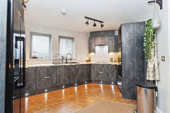 2 Bedroom Flat For Sale In Georgia Avenue, Didsbury, Manchester, Greater Manchester, M20