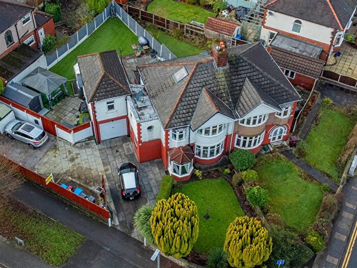 5 Bedroom Semi Detached House For Sale In Archway Road, Huyton, Liverpool, L36