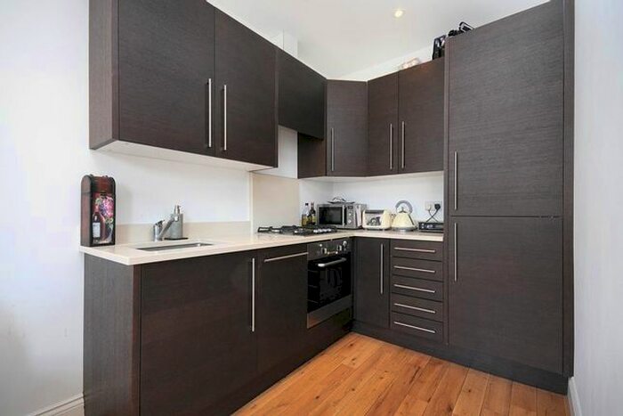 1 Bedroom Flat To Rent In Ashmore Road, Maida Vale, London, W9