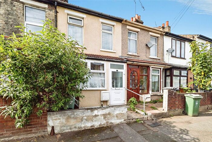 2 Bedroom Terraced House For Sale In Vansittart Road, London, E7