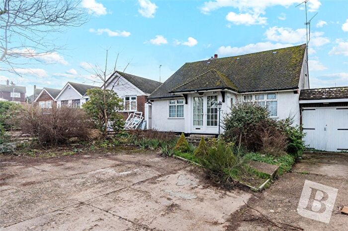 3 Bedroom Bungalow For Sale In Green Walk, Ongar, Essex, CM5