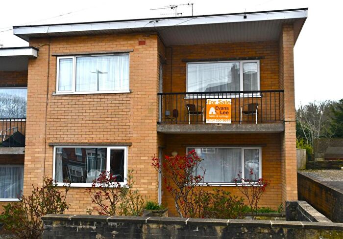 2 Bedroom Apartment For Sale In Hangingwater Road, Sheffield, S11