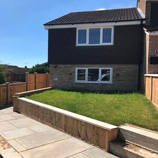 3 Bedroom End Of Terrace House For Sale In Mayhew Crescent, High Wycombe, HP13