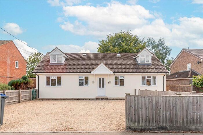 4 Bedroom Semi-Detached Bungalow For Sale In Webbs Way, Burbage, Marlborough, Wiltshire, SN8