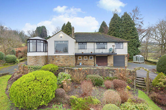 4 Bedroom Bungalow For Sale In Long Lane, Harden, BD16