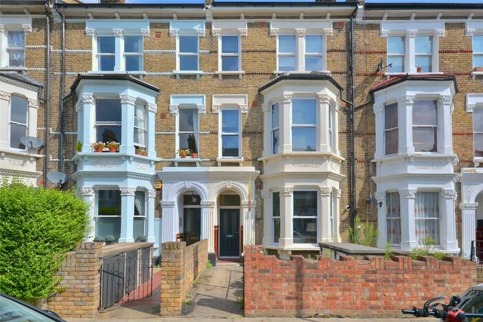 3 Bedroom Flat To Rent In Croxley Road, Maida Vale, London, W9