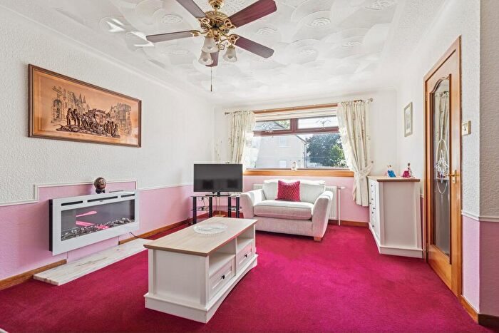 3 Bedroom Detached House For Sale In George Street, Grangemouth, FK3