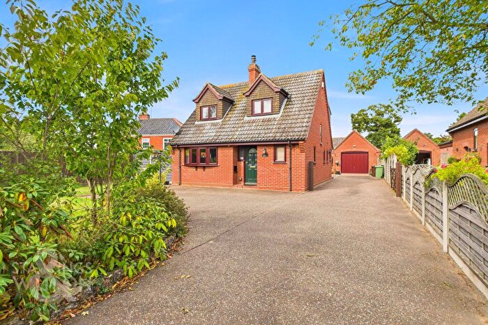 3 Bedroom Detached House For Sale In Upton Road, South Walsham, Norwich, NR13