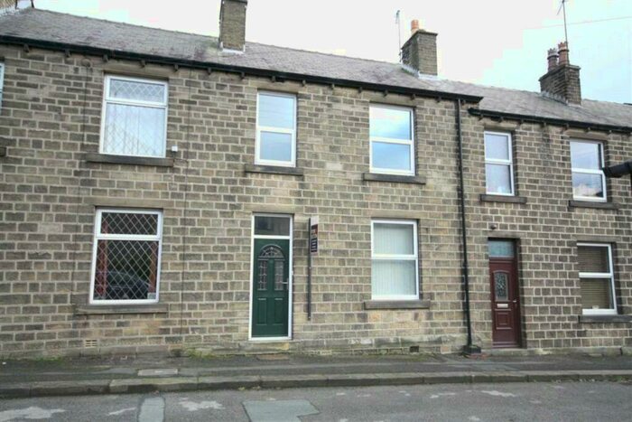 3 Bedroom Terraced House To Rent In Chapel Terrace, Honley, Holmfirth, West Yorkshire, HD9