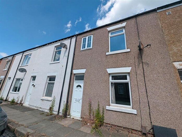 3 Bedroom Terraced House For Sale In Charles Street, Darlington, DL1