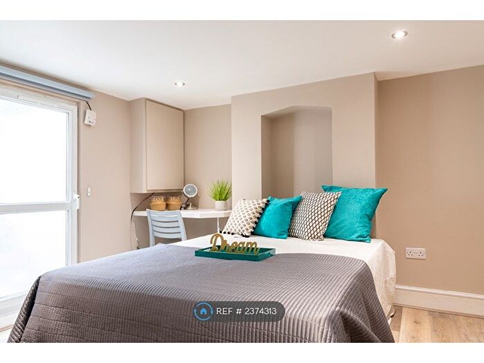 7 Bedroom Semi-Detached House To Rent In St. Pauls Road, Cheltenham, GL50