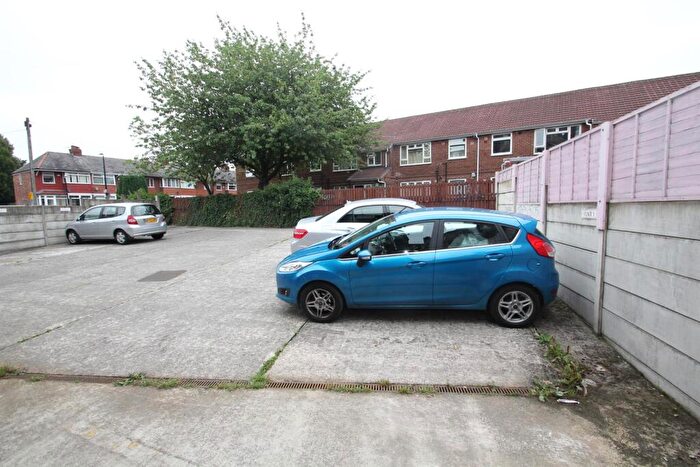 1 Bedroom Flat To Rent In Barton Road, Stretford, M32