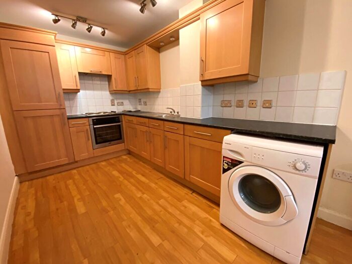 1 Bedroom Apartment To Rent In Saturday Bridge, B1