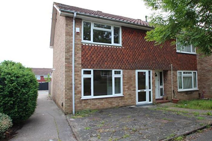 2 Bedroom End Of Terrace House To Rent In Buckland Road, Orpington, Kent, BR6