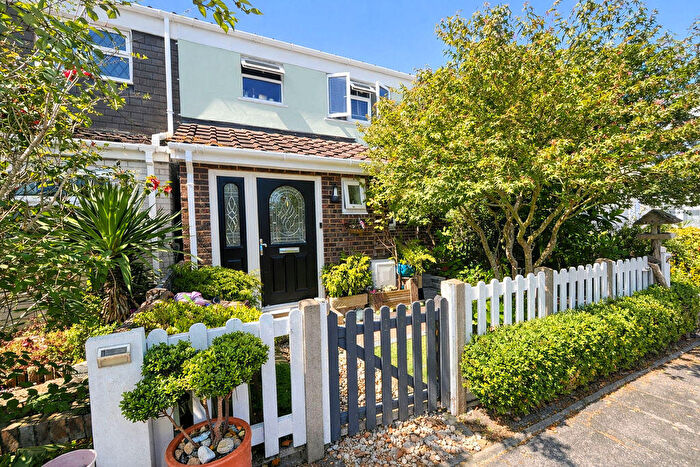 4 Bedroom Terraced House For Sale In Waveney Close, Lee On The Solent, PO13