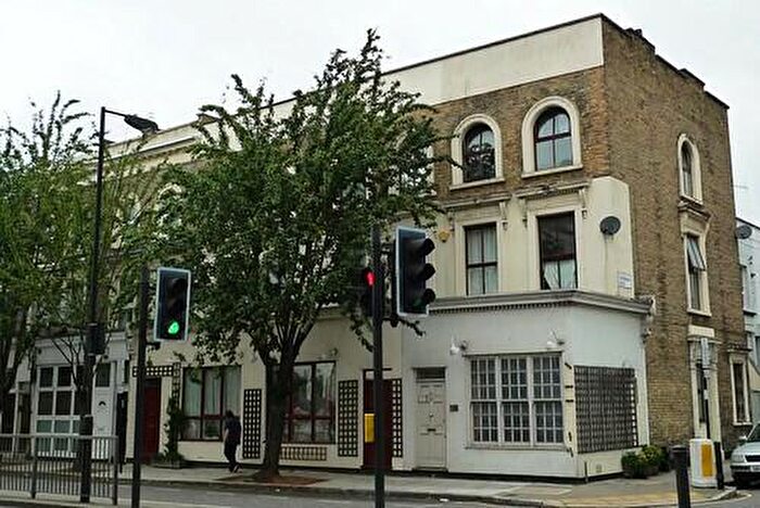 7 Bedroom End Of Terrace House To Rent In Isledon Road, London, London, N7