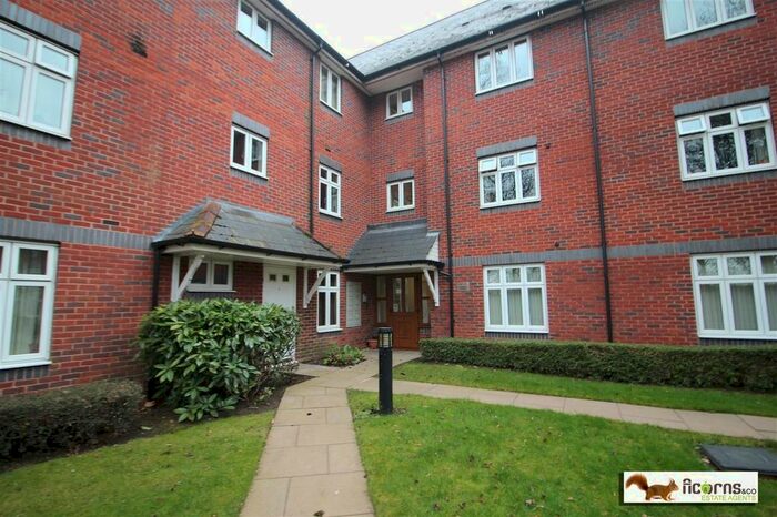 2 Bedroom Flat To Rent In Loriners Grove, Walsall, WS1