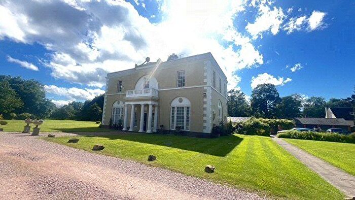4 Bedroom Flat For Sale In Icknield Street, Beoley, Redditch, Worcestershire, B98