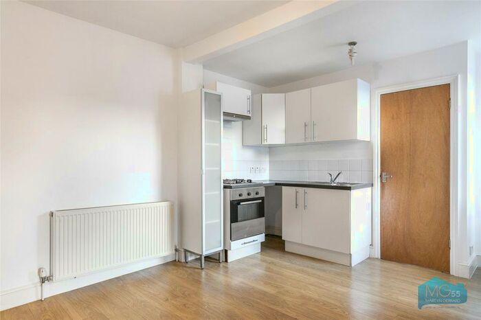 2 Bedroom Apartment To Rent In Alston Road, High Barnet, Hertfordshire, EN5