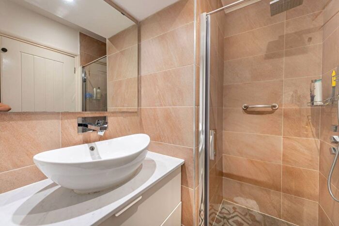 5 Bedroom Property For Sale In Beverley Gardens, Wembley, HA9