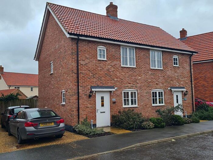 2 Bedroom Semi Detached House For Sale In Red Admiral Heights Thurston, IP31